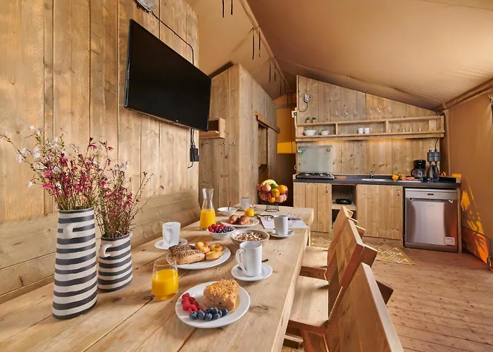 Luksusowy namiot Park Glamping