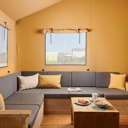 Park Glamping Умаг
