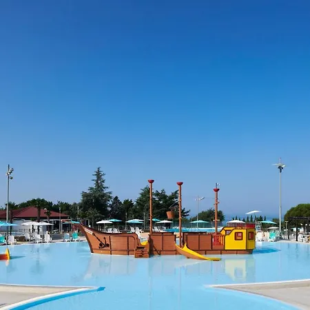 Park Glamping Роскошный шатер Умаг