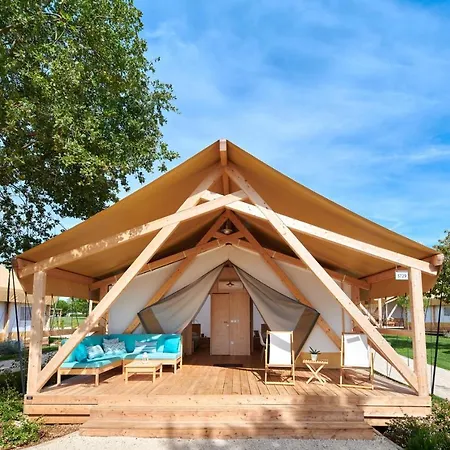 Park Glamping * Умаг